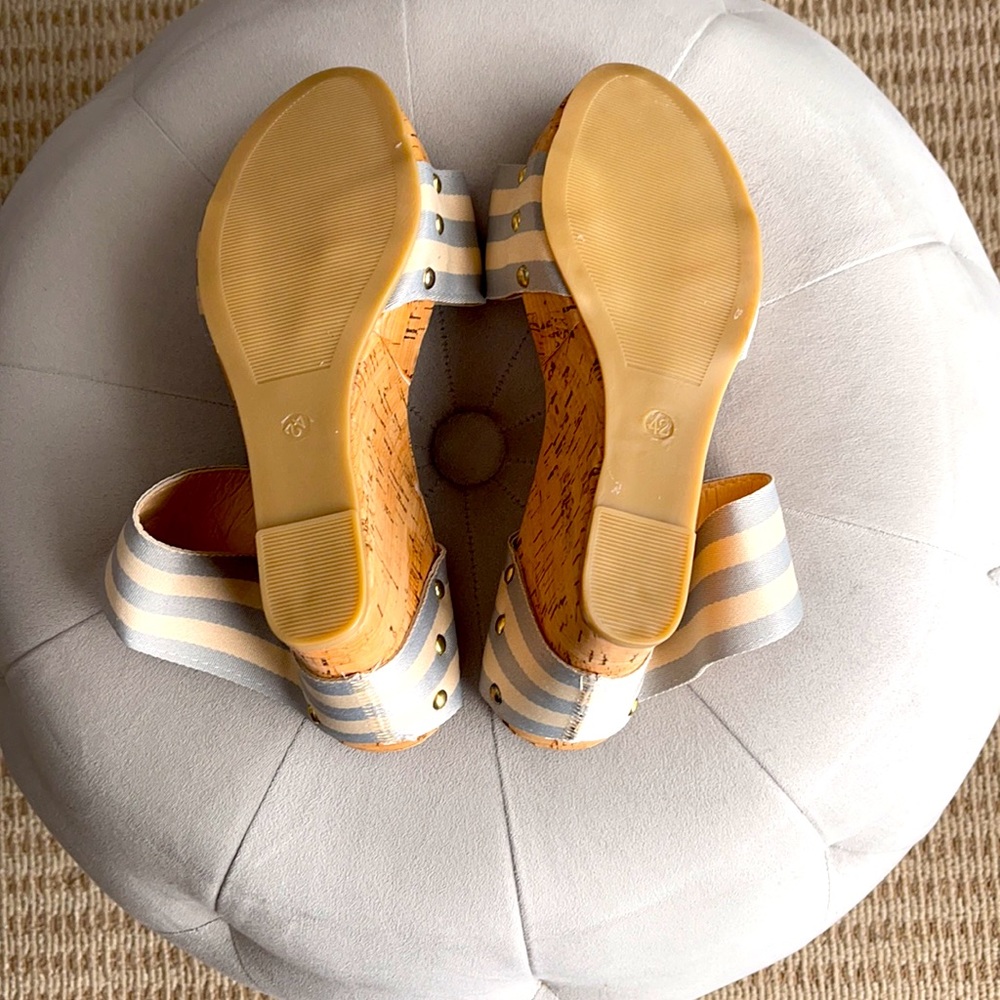 Platform Wedge Sandals 👡😊 - Picture 2 of 6